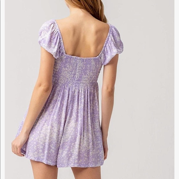 SKY AND SPARROW ditsy Floral smoked pig sleeve Romper Jumpshort Sz S - Picture 3 of 9